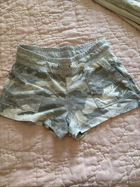 Nike Women's Light Gray Camo Athletic Shorts